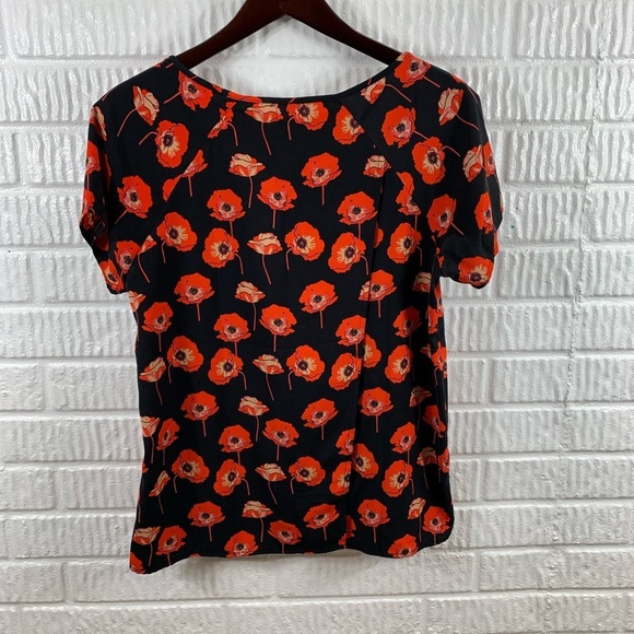 CABI #3251 Flanders Poppy Top Small - Picture 5 of 6